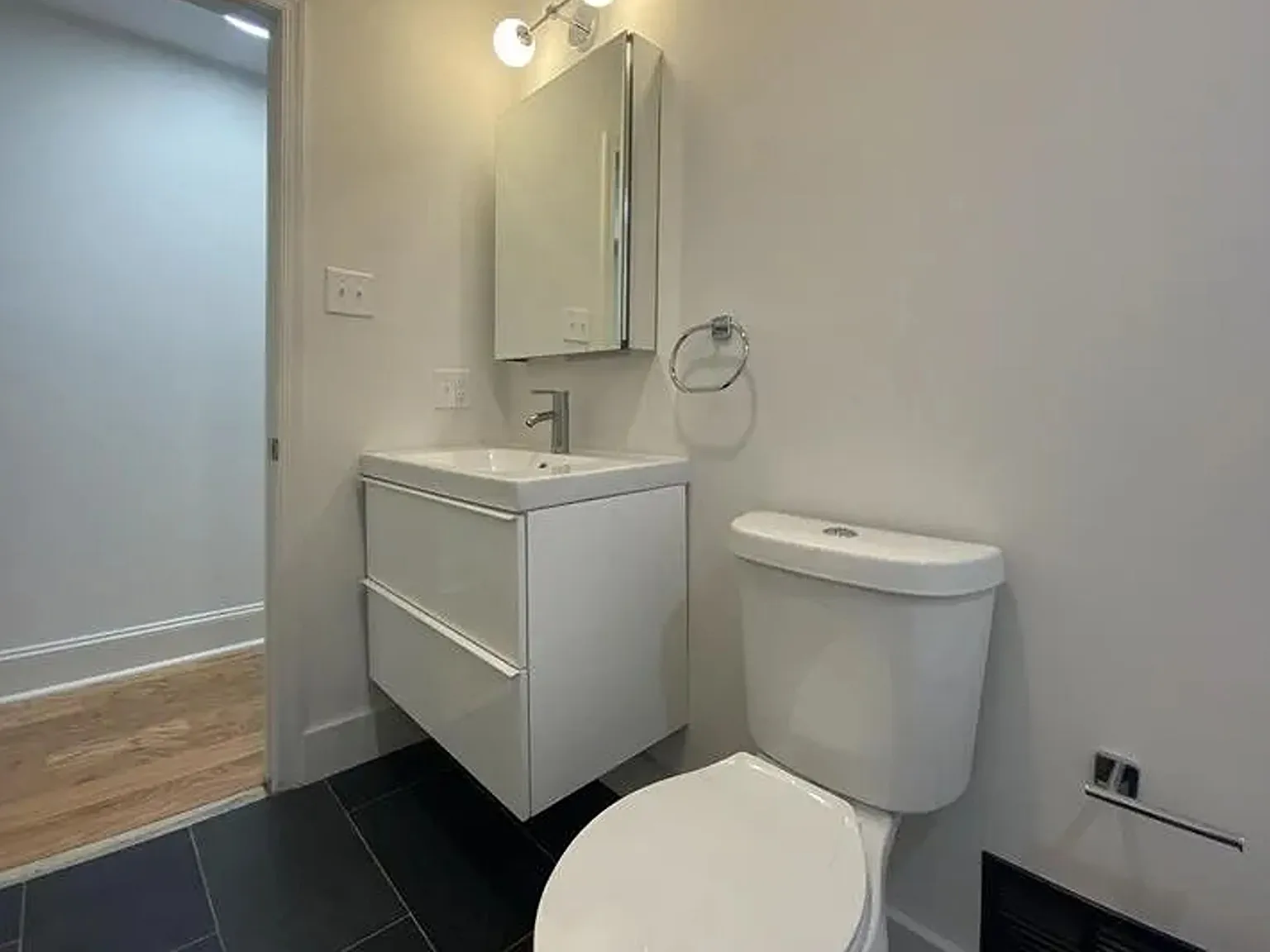 1 bed, $1,920 — Photo 3