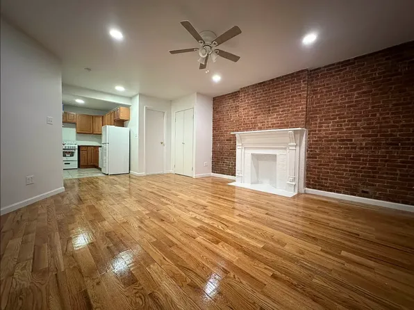 223 West 78th Street image 1 of 5