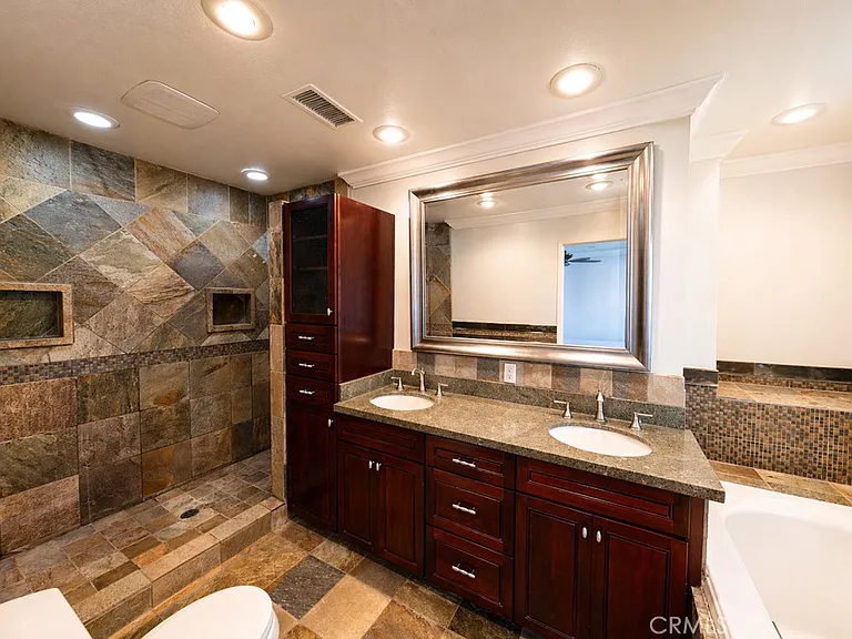 2217 Loma Verde Dr — Photo 23