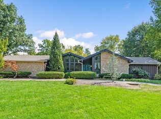 9601 Lee Blvd, Leawood, KS 66206