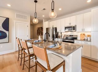 Vintage Bakers Crossing, Gallatin, TN 37066