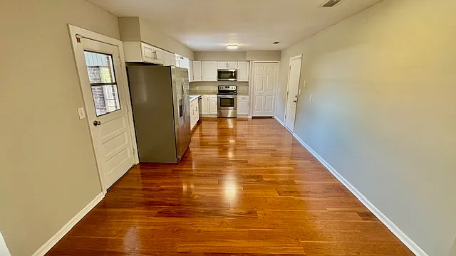 1714 Westminister Ave — Photo 5