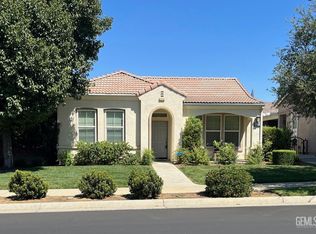 10312 Toscana Dr, Bakersfield, CA 93306