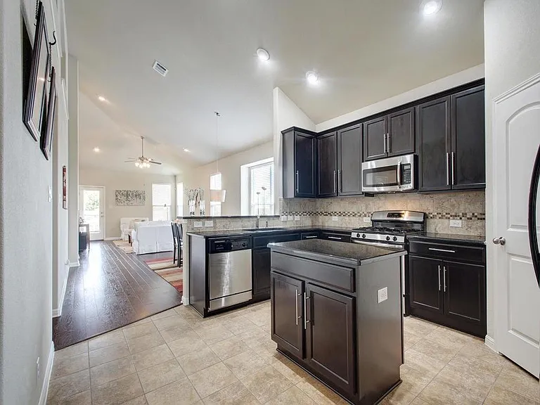 13900 Marathon Rd — Photo 13
