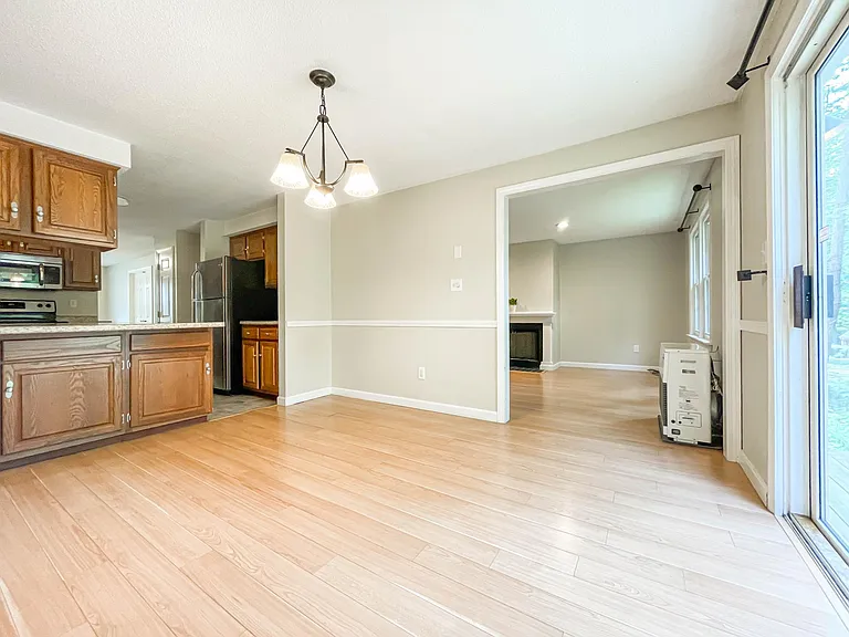 5 Dresden Ct — Photo 23