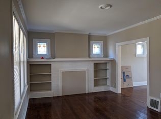 1434 Wayburn St, Grosse Pointe Park, MI 48230