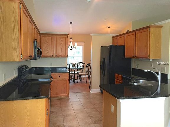 5th image of 252 Kettle Ct