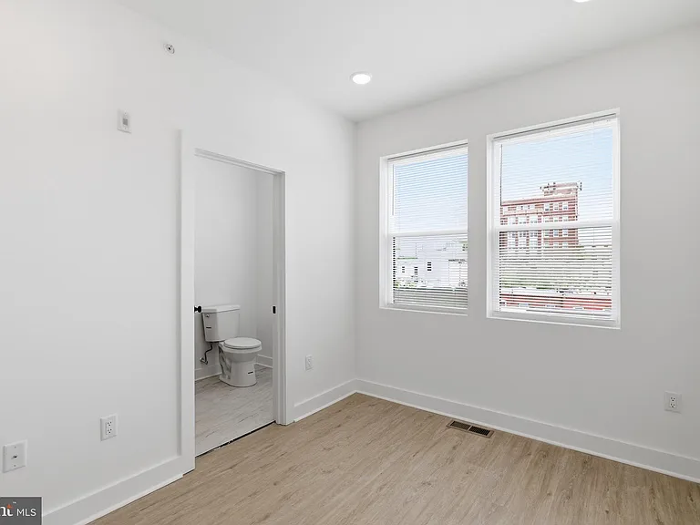 4021 Brown St #4 — Photo 6