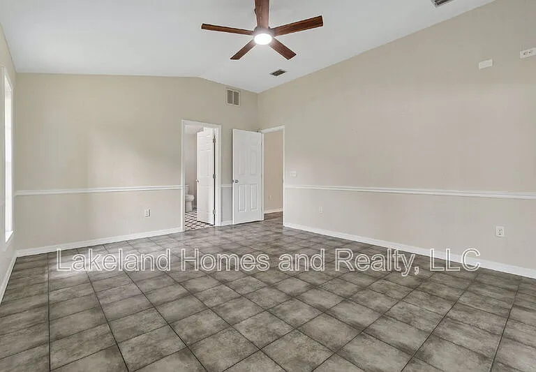 95 Woodside Dr — Photo 27