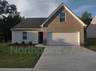 137 W Lexington Ave, Griffin, GA