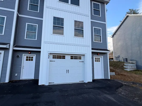 14A Wentworth Lane, Crossings at Village Center, Barrington, NH 03825