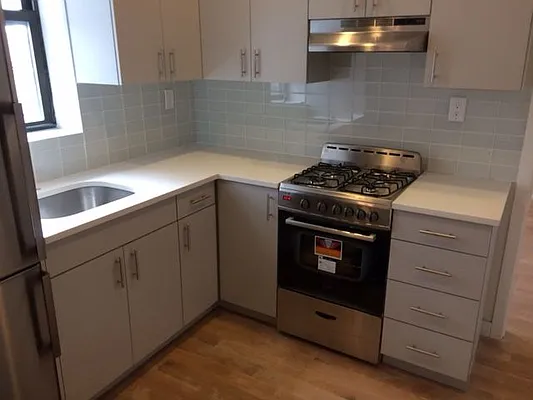 Rented by Dwell Residential Inc | media 9