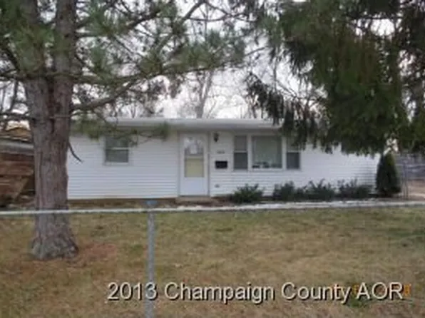 1608 Eater Dr, Rantoul, IL 61866