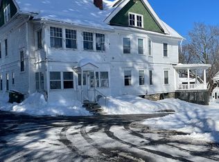 105 Beacon St, Clinton, MA 01510