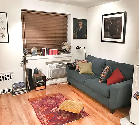 Rented by Jack B Shapiro | media 22