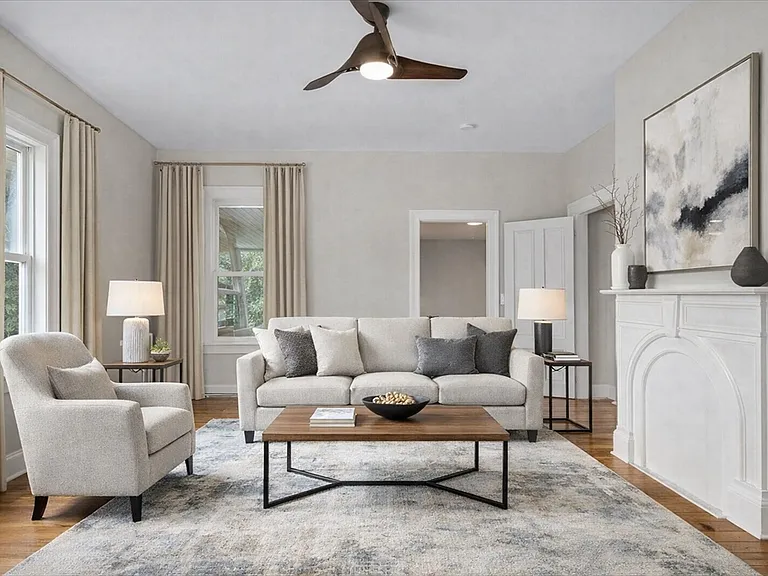 35 Oak Ave #2 — Photo 1