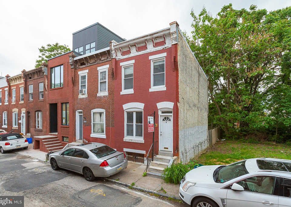 1st image of 1248 N Myrtlewood St