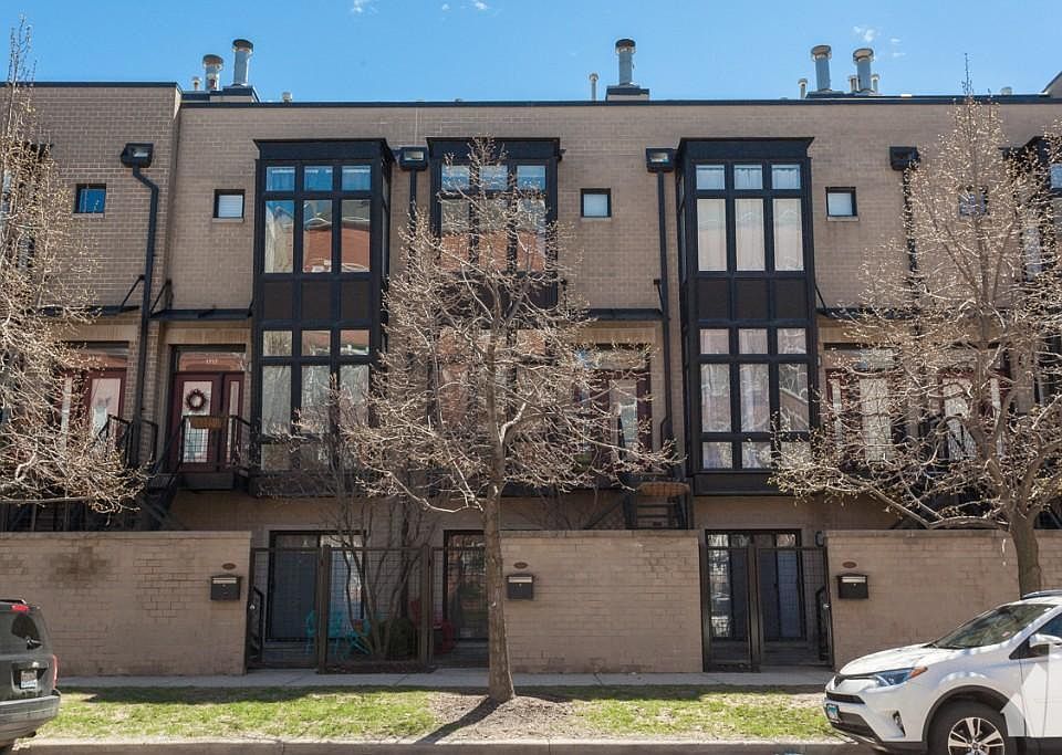 1st image of 1723 W Diversey Pkwy