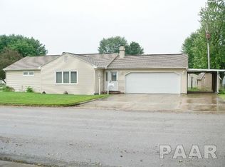 525 S Fulton St, Lacon, IL 61540