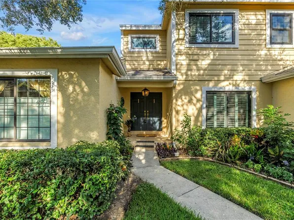 868 GLADES COURT NE, ST PETERSBURG, FL 33702