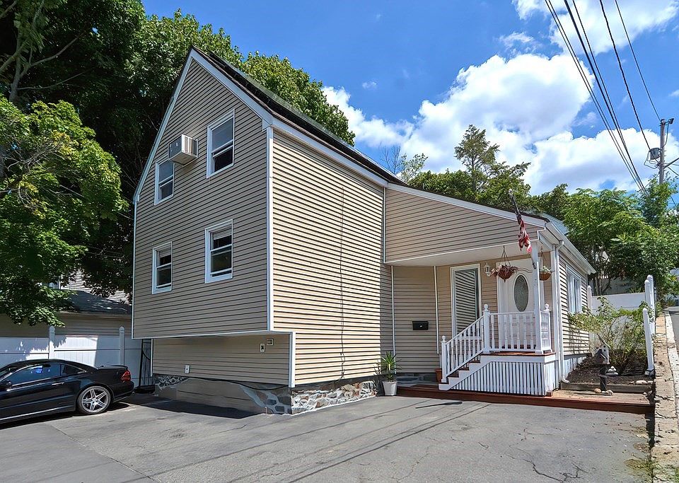15 Bower St Malden, MA, 02148 Apartments for Rent Zillow