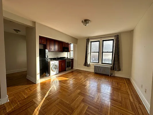 Rented by Oxford Property Group | media 5