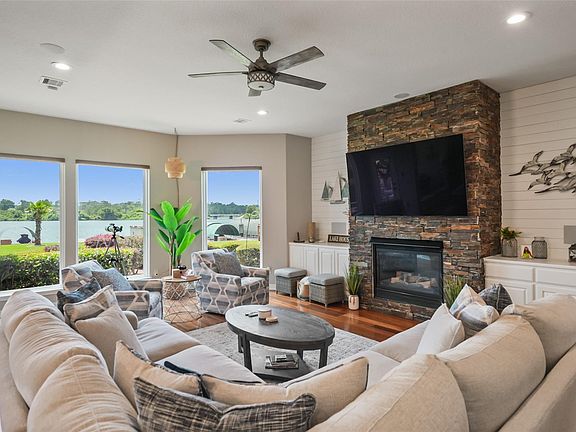 5th image of 127 W Palm Blvd