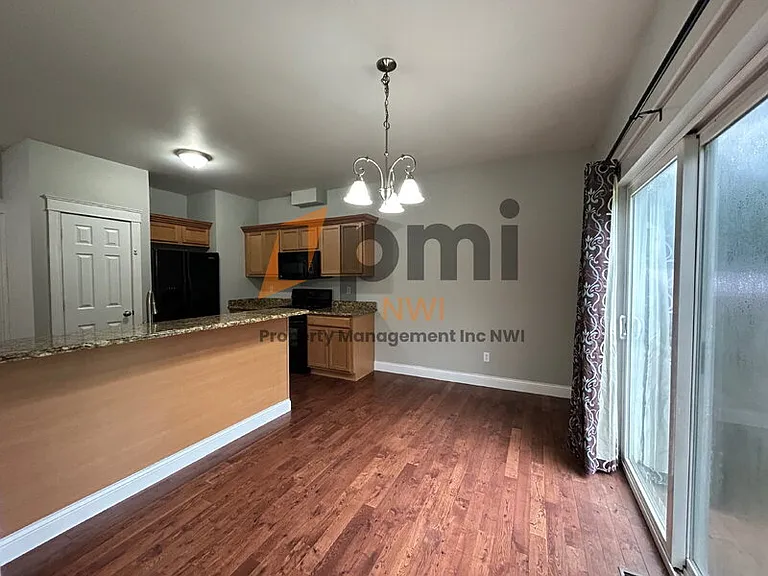 4000 Silhavy Rd — Photo 5