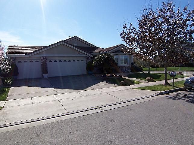 1st image of 1000 Hidden Valley Dr