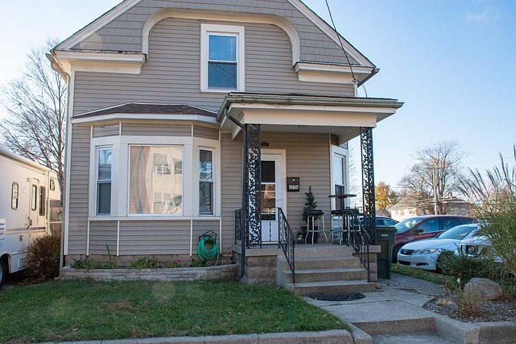 1st image of 207 N Notre Dame Ave