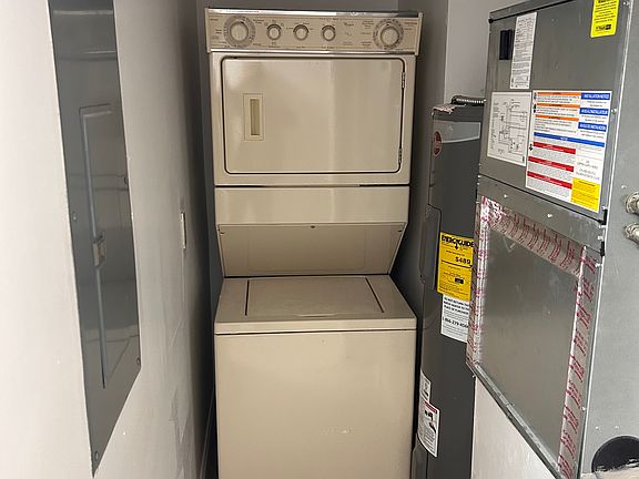 5th image of 7450 NW 34th St
