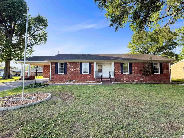 1506 Belmont Dr, Murray, KY 42071