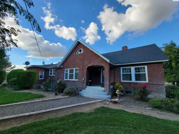 2160 Wilson Hwy, Grandview, WA 98930