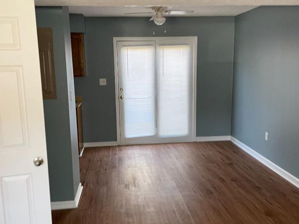 306 Madison Dr #1