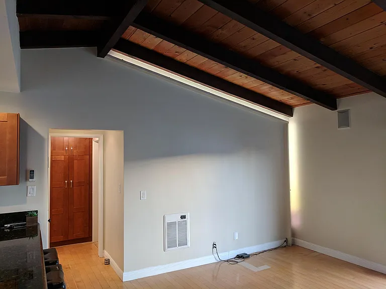 141 Corona Ave — Photo 8