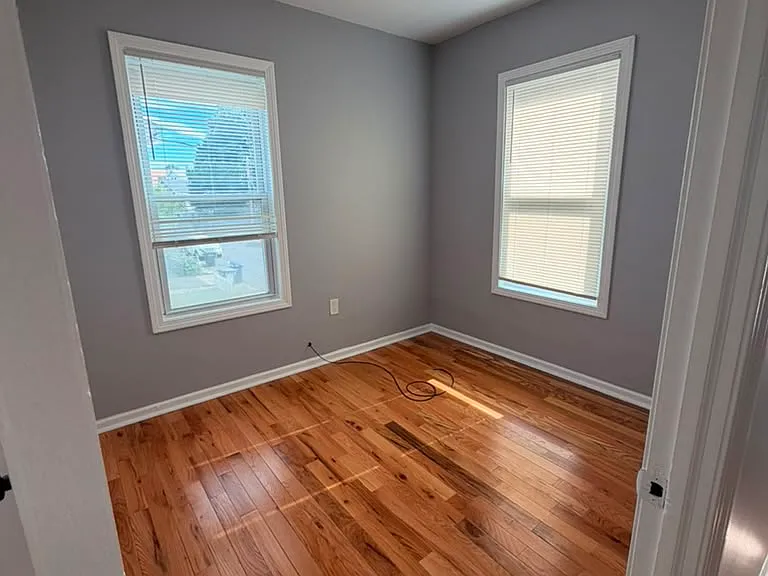 29 Laurel Ct #2R — Photo 5