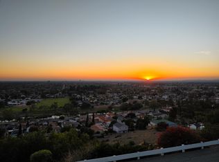 12280 Circula Panorama, Santa Ana, CA 92705