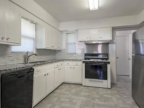 4th image of 2721 San Medina Ave