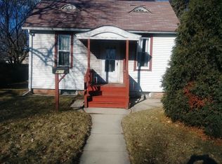 912 Belvidere Rd, Waukegan, IL 60085