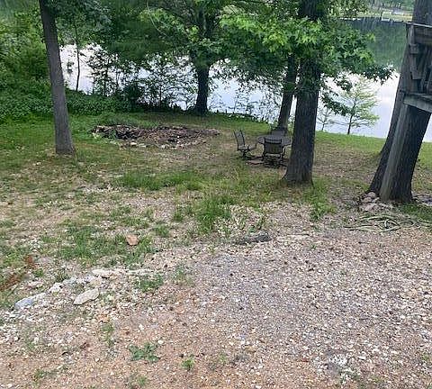 2nd image of 160 Little Oak Lake Rd