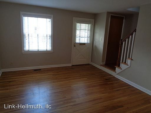 5th image of 1521 N Plum St #1521B