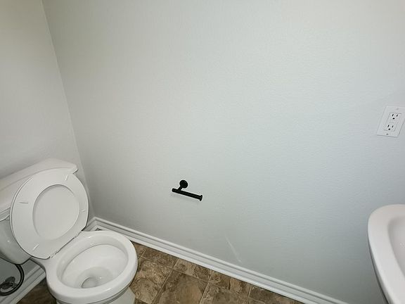 4th image of 5010 Summit Pass APT 3