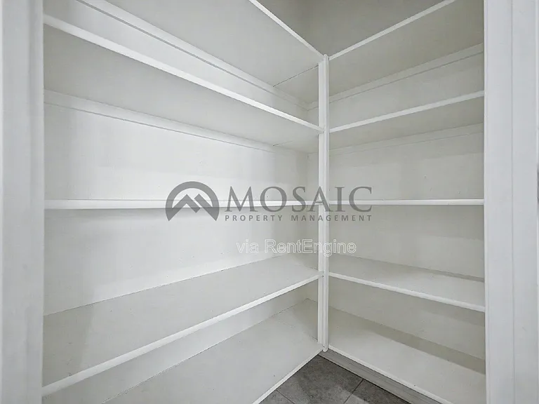 9553 W Agora Ln — Photo 11