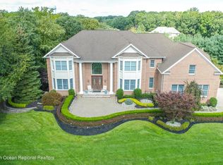 4 Tolas Dr, Holmdel, NJ 07733