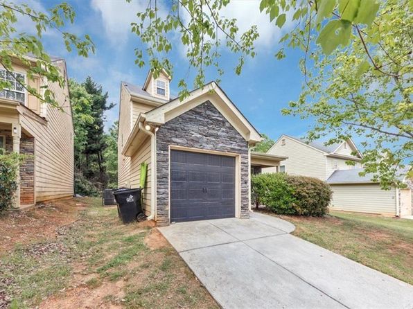 1016 Weatherwood Pl, Conyers, GA 30012