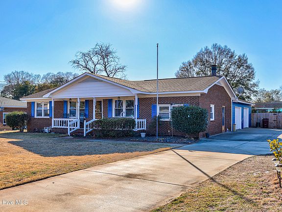 3rd image of 4730 Salix Drive