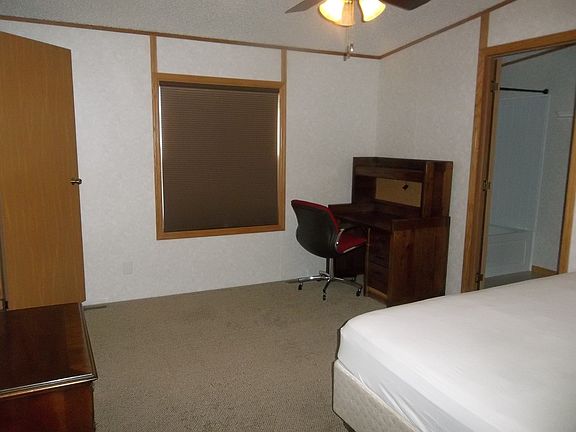 5th image of 2477 Dolphin Dr