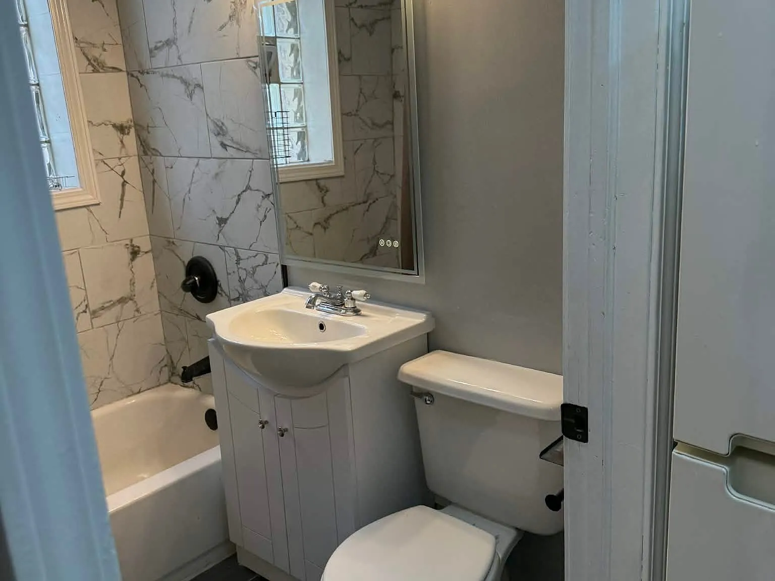 Studio, 350 sqft, $1,150 — Photo 1