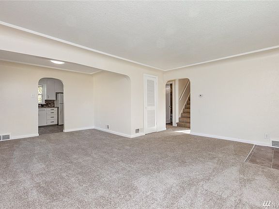 4th image of 3715 S Asotin St
