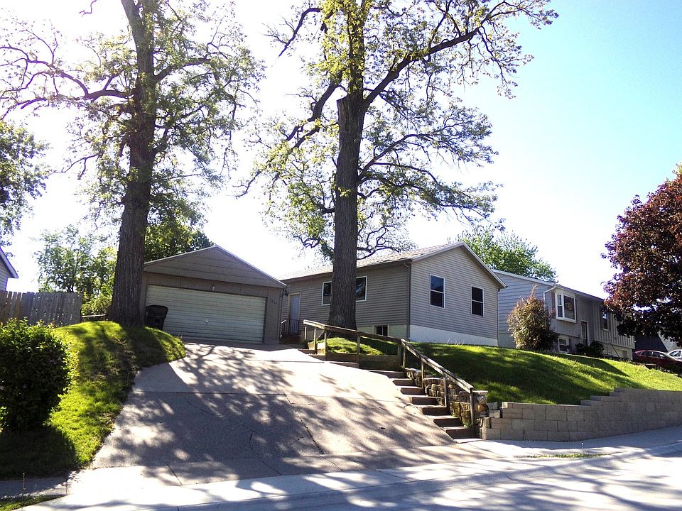 1st image of 1521 Emerald Dr